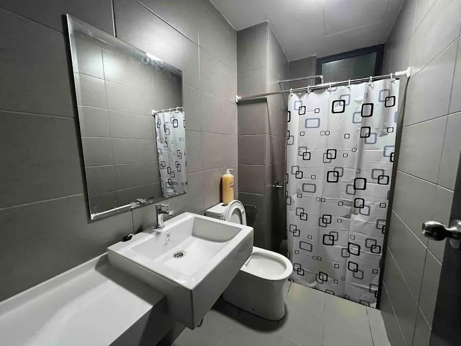 Bliss Cozy Home 3Rooms 6Pax 2Carpark 24H7D Easy Self Access Kuala Lumpur Apartment