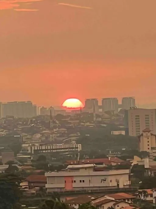 Bliss Cozy Home 3Rooms 6Pax 2Carpark 24H7D Easy Self Access Kuala Lumpur Malaysia