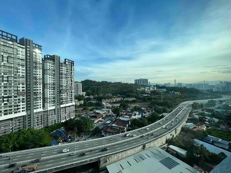 Bliss Cozy Home 3Rooms 6Pax 2Carpark 24H7D Easy Self Access Kuala Lumpur 0*,