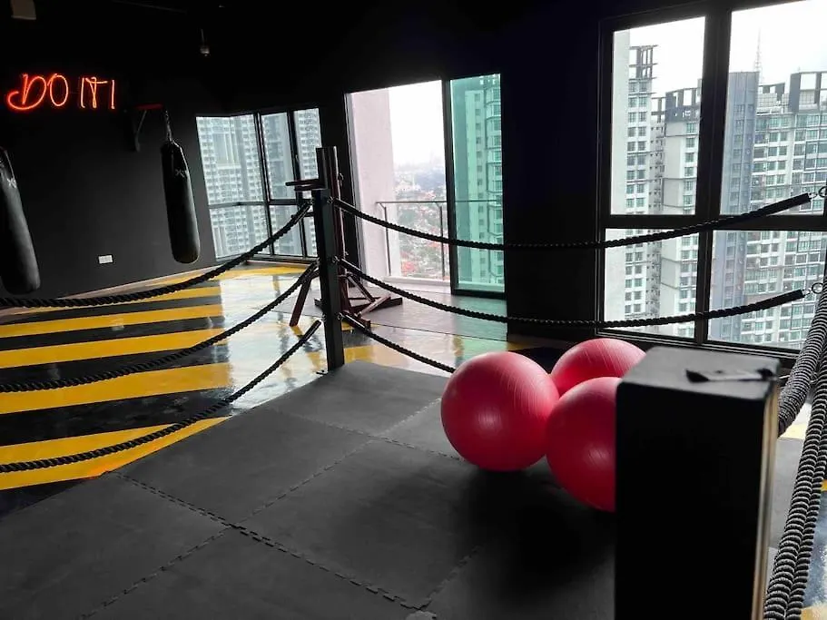Bliss Cozy Home 3Rooms 6Pax 2Carpark 24H7D Easy Self Access Kuala Lumpur Apartment